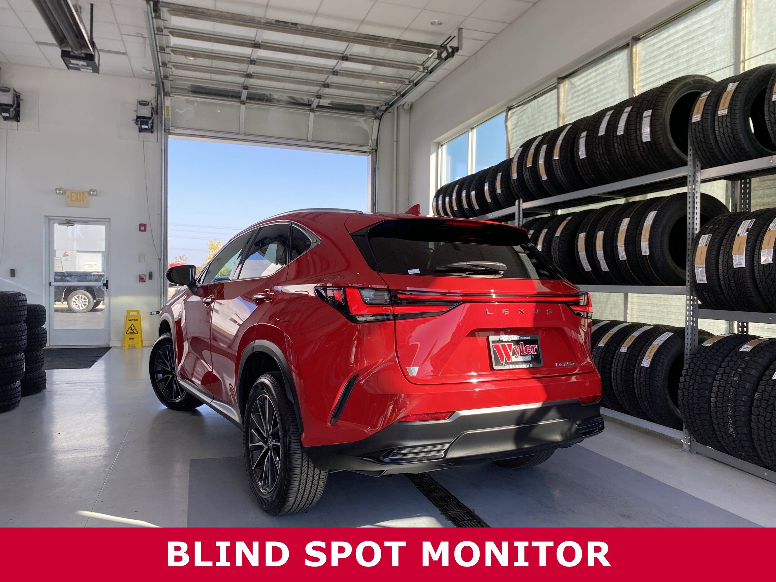 2023 Lexus NX 250 Premium photo 3