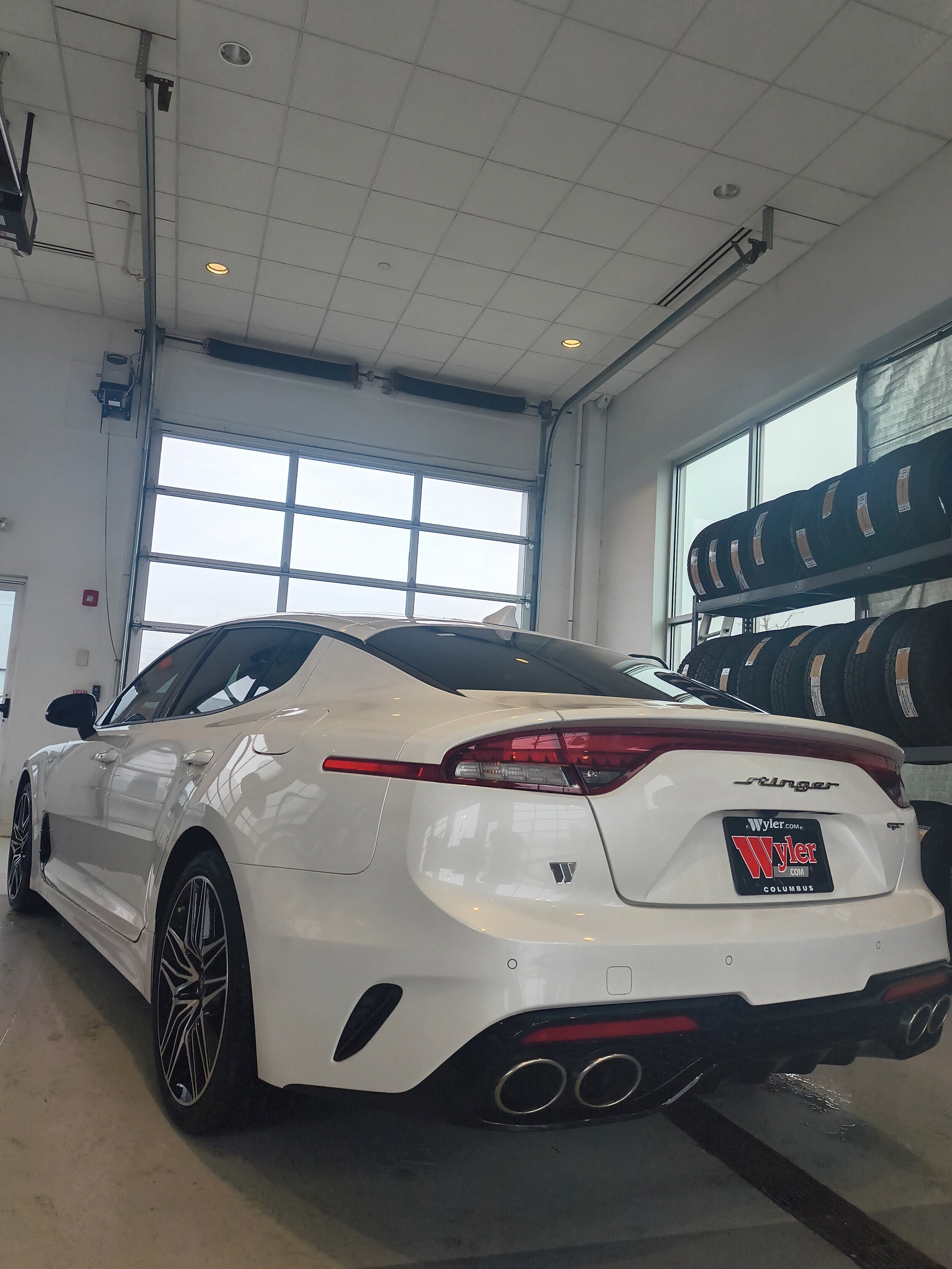 2022 Kia Stinger GT1 photo 4
