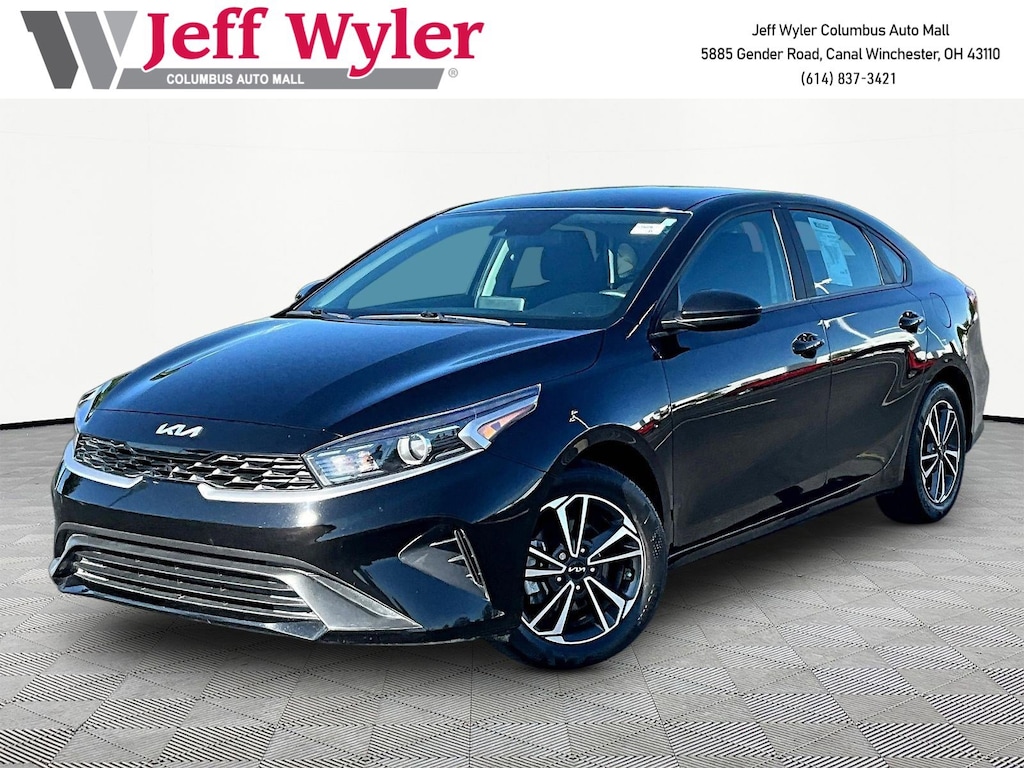 Used 2023 Kia Forte LXS IVT Sedan