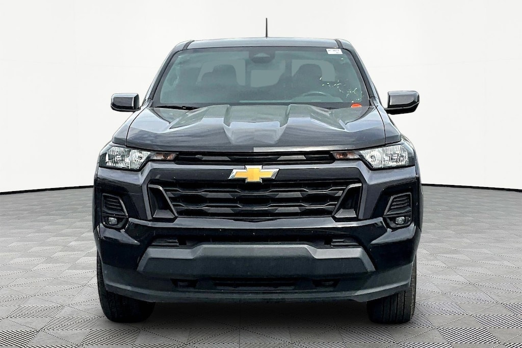 Used 2023 Chevrolet Colorado 4WD Crew Cab LT Truck Crew Cab