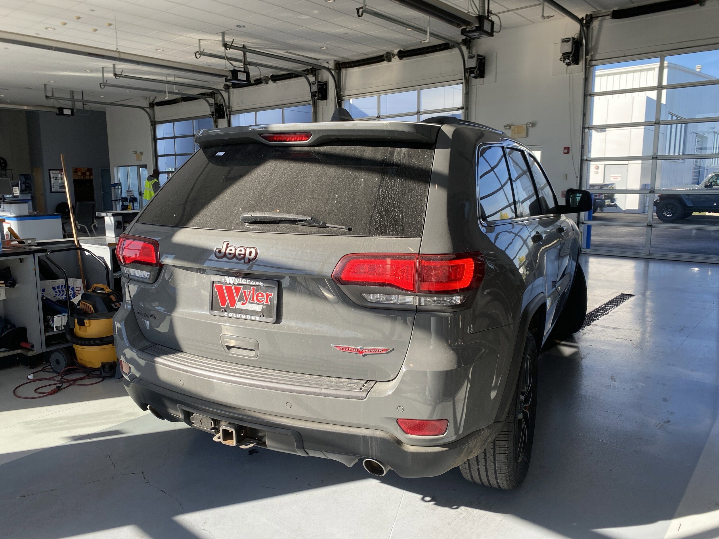 2019 Jeep Grand Cherokee Trailhawk photo 3