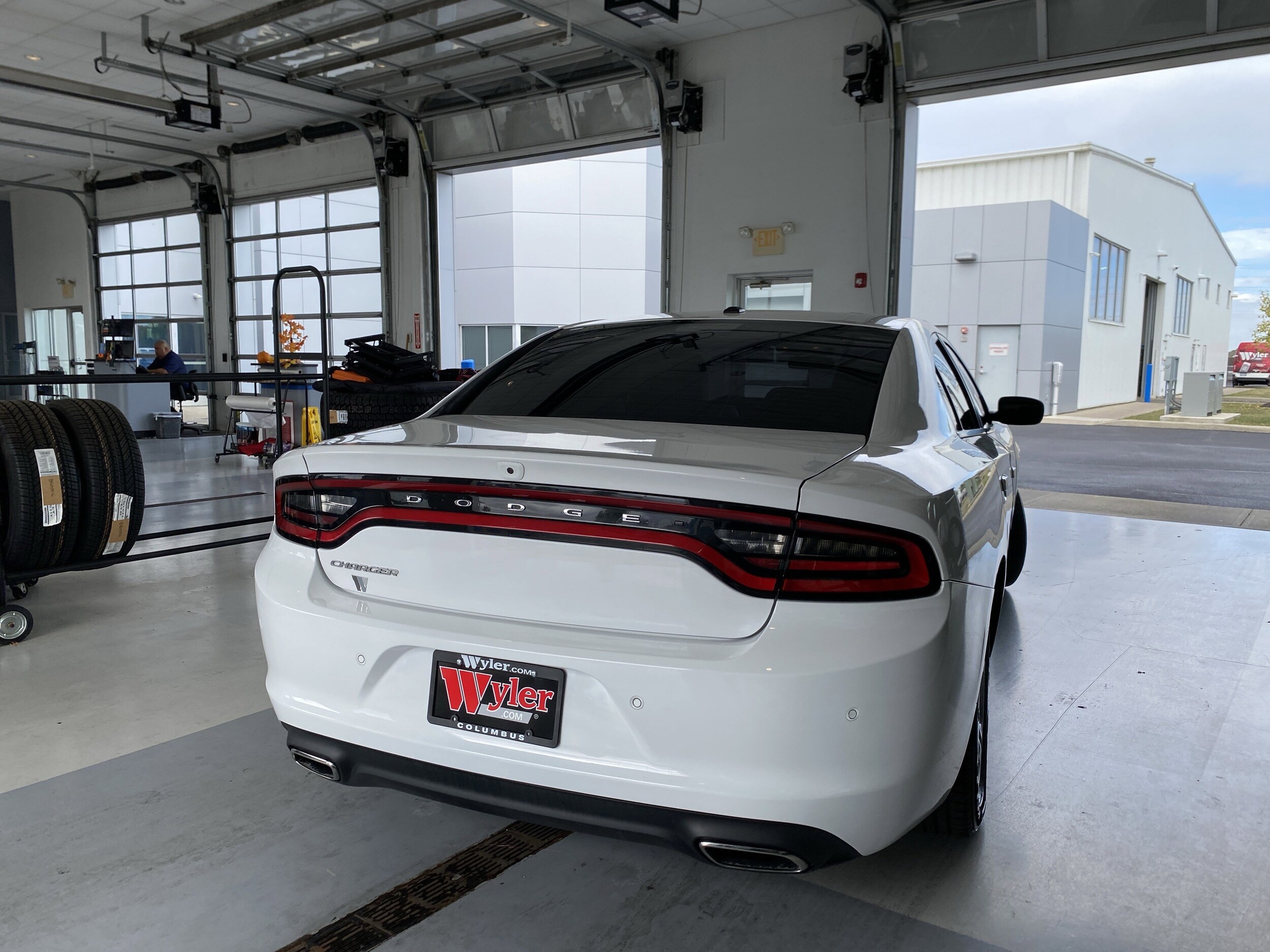2020 Dodge Charger SXT photo 4