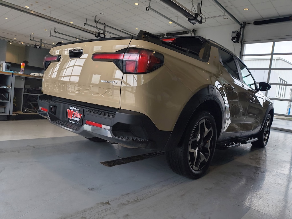 Used 2024 Hyundai Santa Cruz Limited AWD Truck Crew Cab