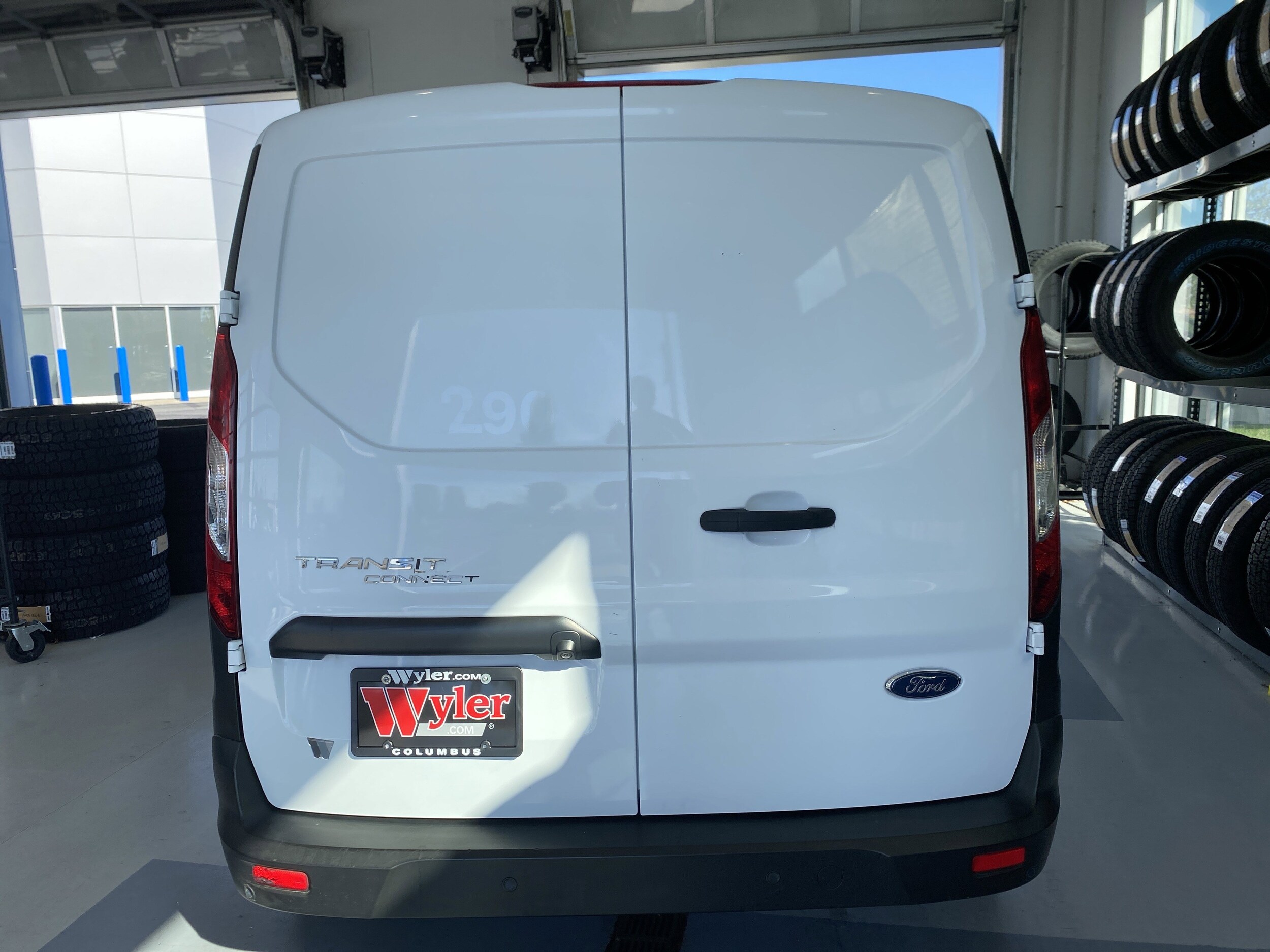 2019 Ford Transit XL Cargo Van photo 3
