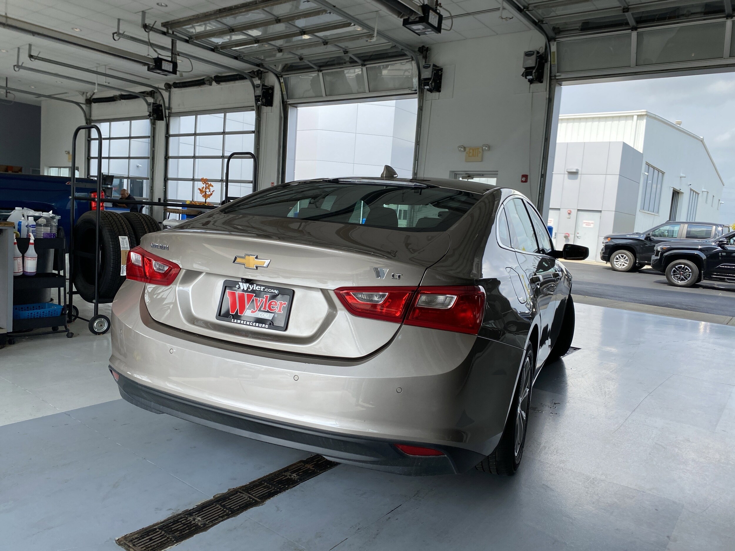 2024 Chevrolet Malibu 1LT photo 4