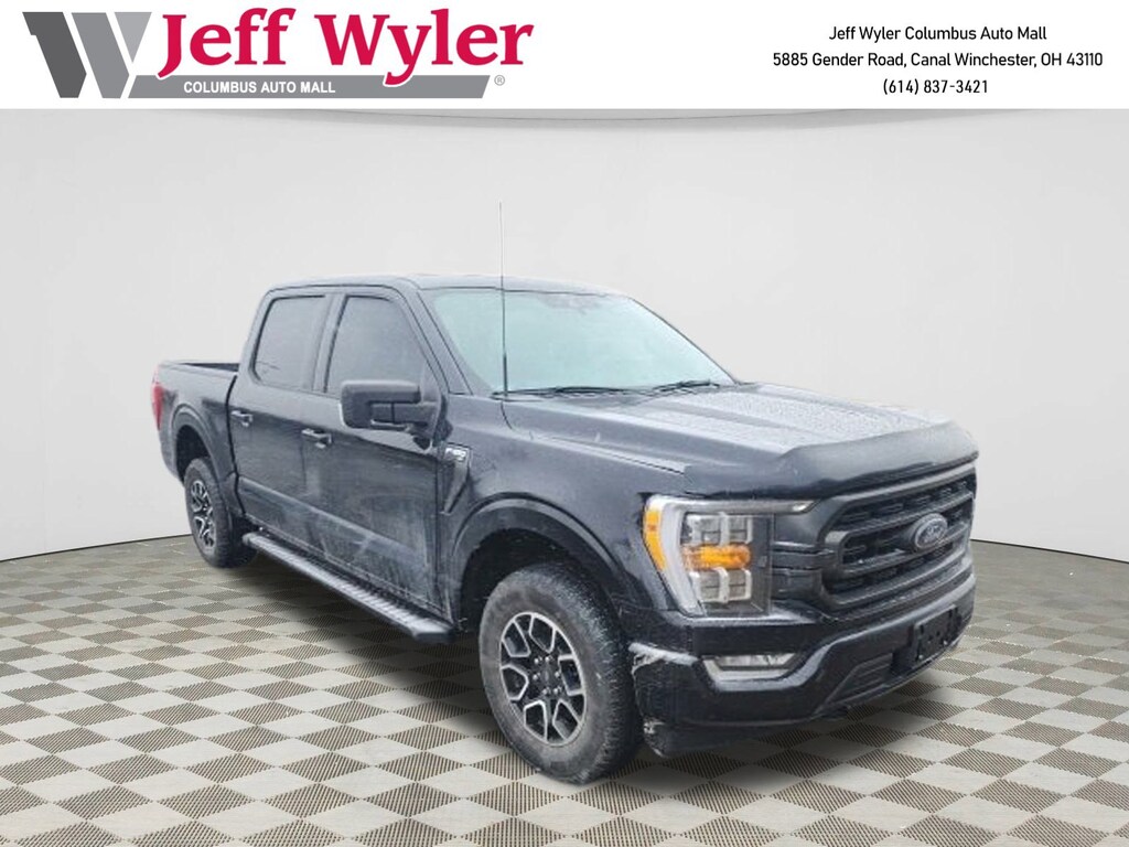Used 2022 Ford F-150 XLT 4WD SuperCrew 5.5 Box Truck SuperCrew Cab