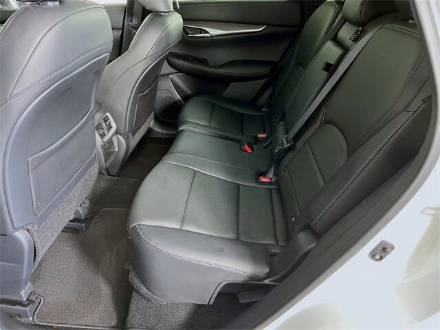 2023 Infiniti QX50 Luxe AWD photo 4
