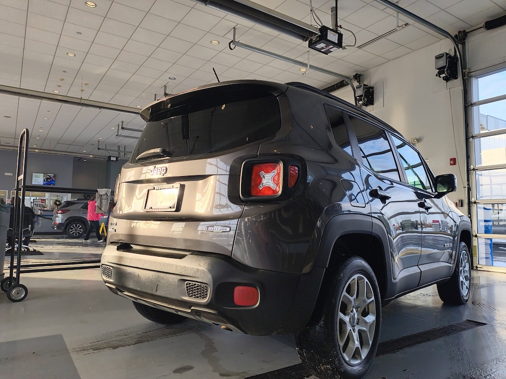 Used 2017 Jeep Renegade Latitude 4x4 SUV