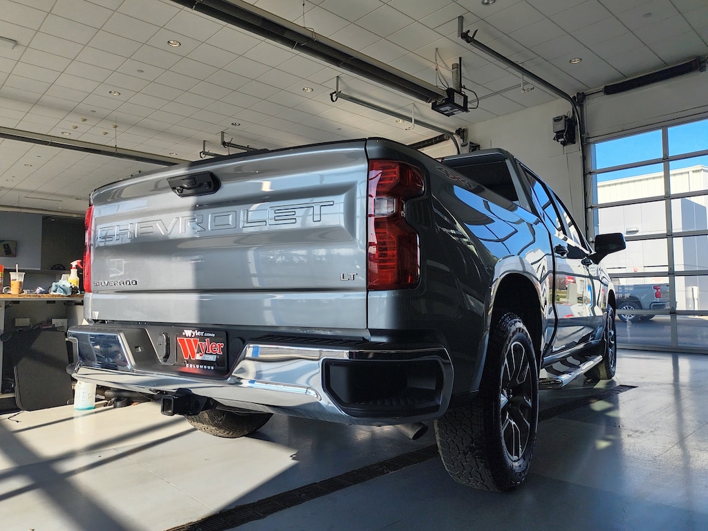 Used 2025 Chevrolet Silverado 1500 4WD Crew Cab 147 LT w/1LT Truck Crew Cab