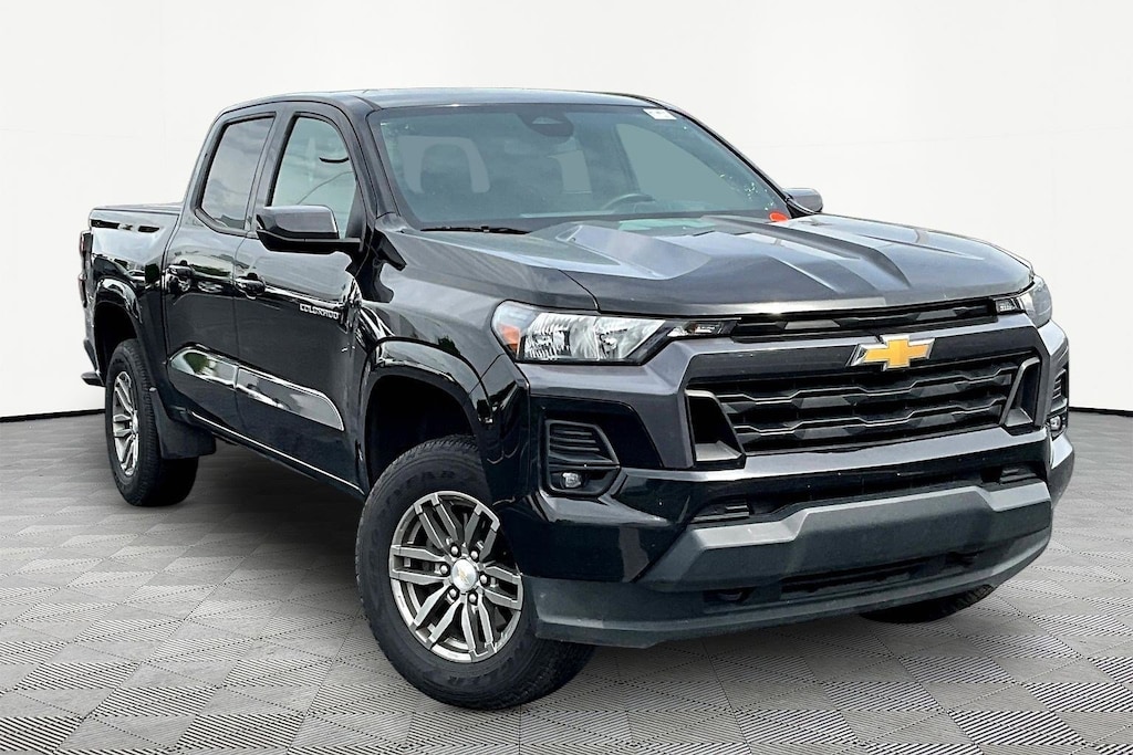 Used 2023 Chevrolet Colorado 4WD Crew Cab LT Truck Crew Cab