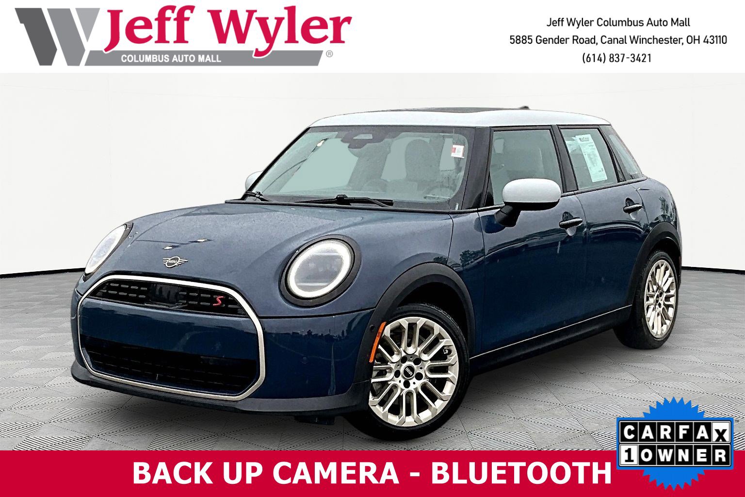2025 MINI Hardtop Cooper S Signature's photo