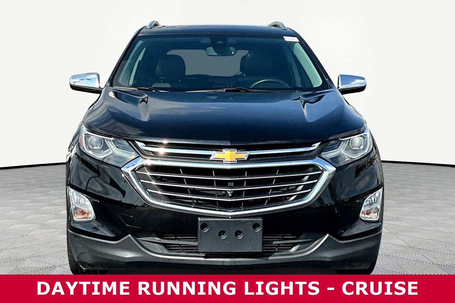 Used 2019 Chevrolet Equinox Premier with VIN 3GNAXNEVXKL183275 for sale in Canal Winchester, OH