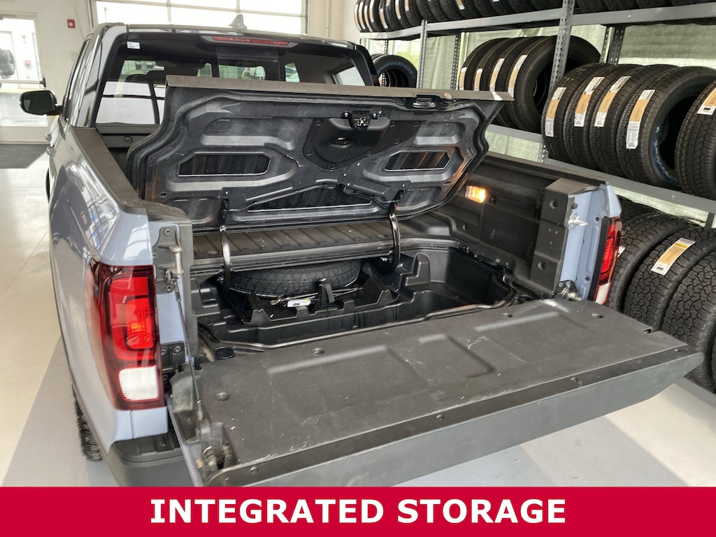 Used 2025 Honda Ridgeline TrailSport AWD Truck Crew Cab