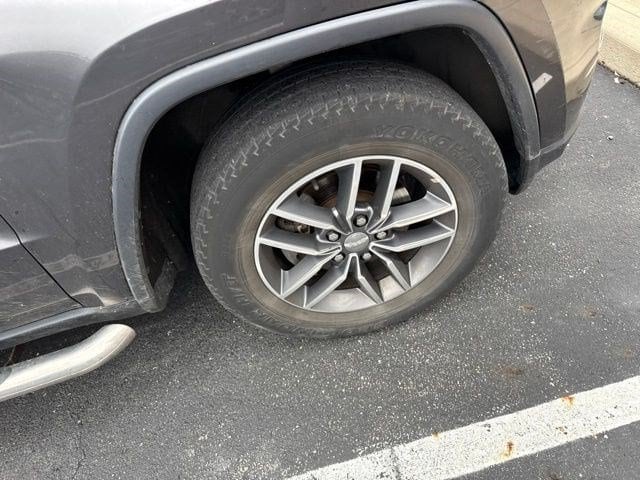 Used 2017 Jeep Grand Cherokee Limited with VIN 1C4RJFBG2HC789733 for sale in Canal Winchester, OH