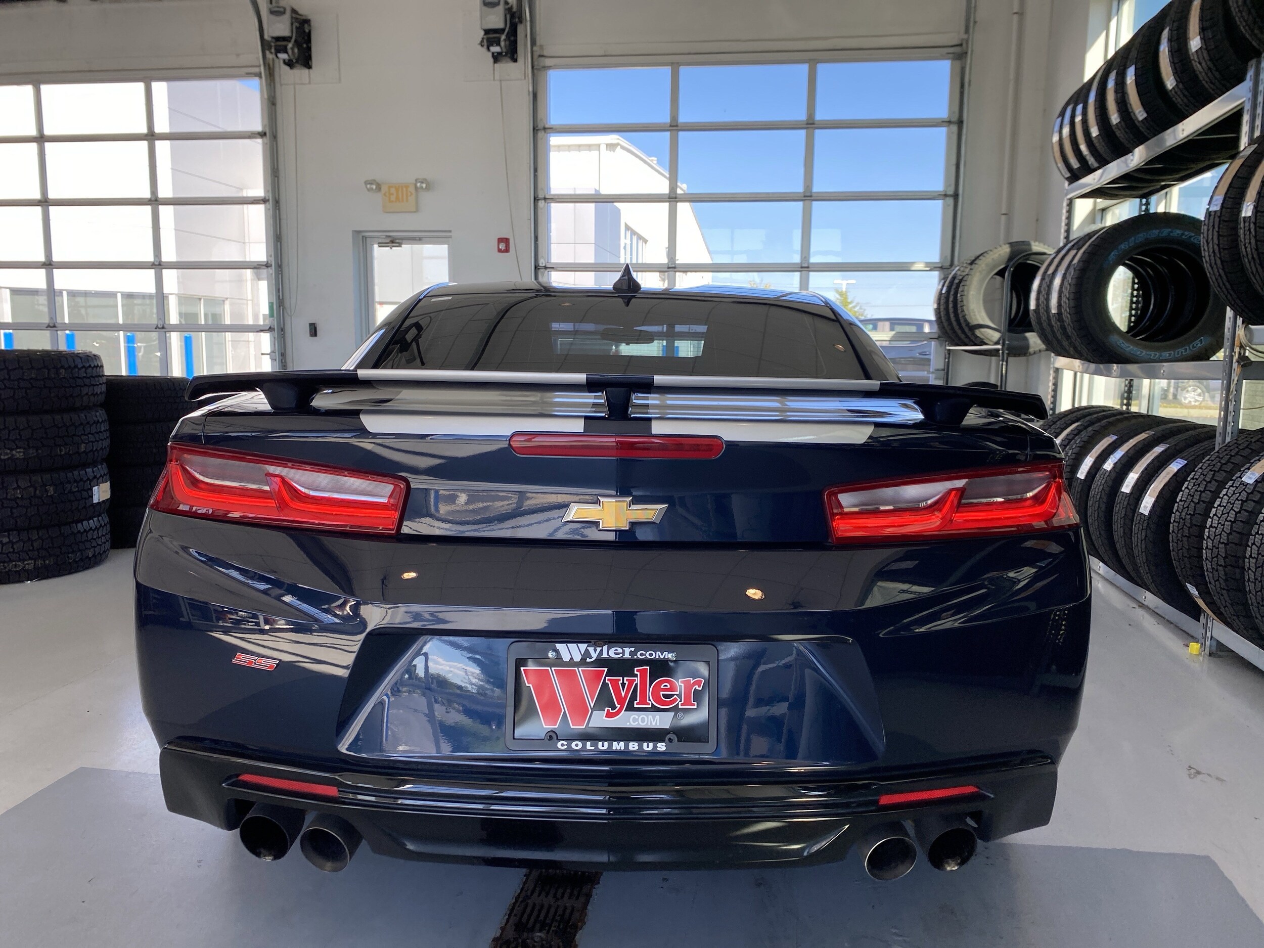 2016 Chevrolet Camaro 1SS photo 4