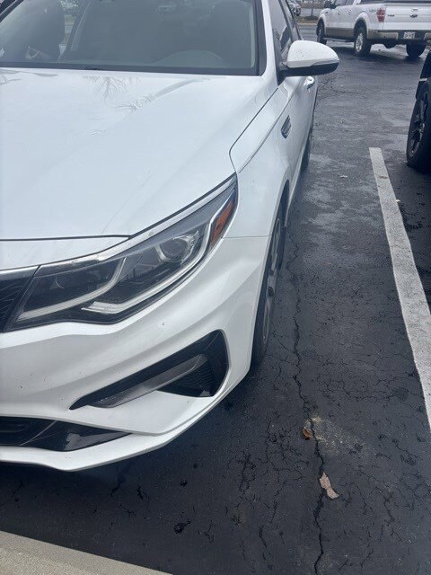 2020 Kia Optima S photo 2