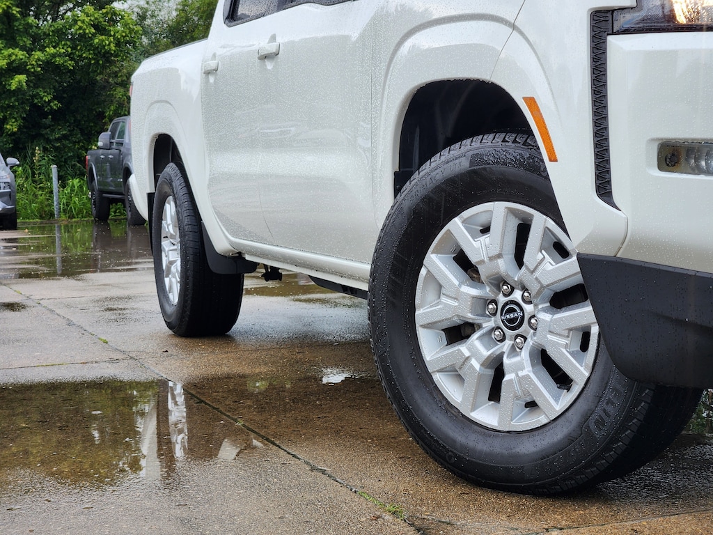 Used 2022 Nissan Frontier Crew Cab 4x2 SV Auto Truck Crew Cab