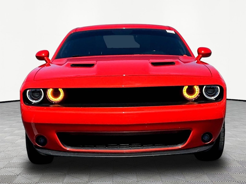 Used 2020 Dodge Challenger SXT RWD Coupe