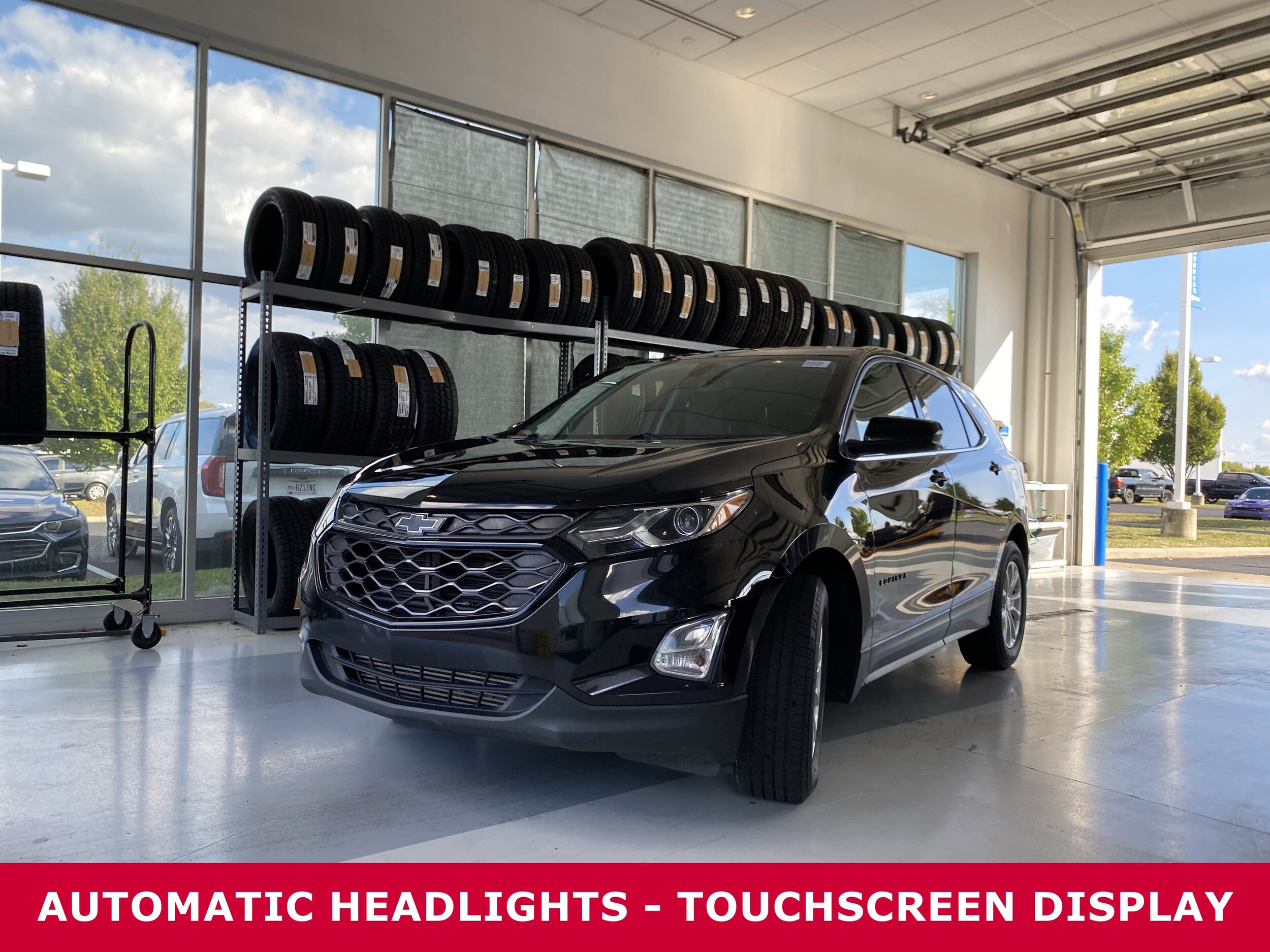 2018 Chevrolet Equinox photo 2