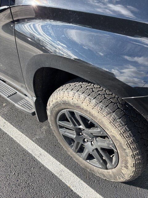 2023 Chevrolet Silverado 1500 RST photo 3