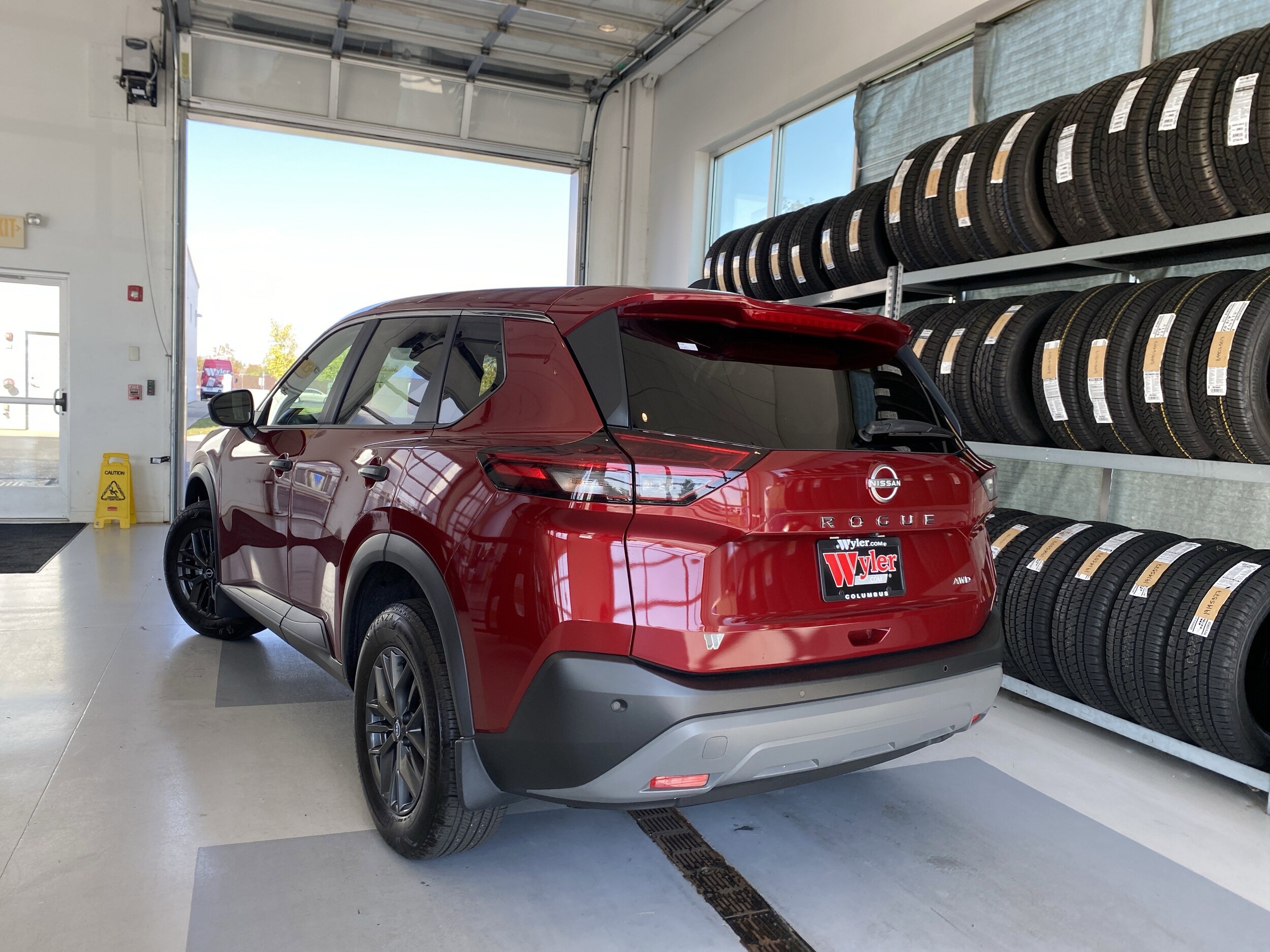 2023 Nissan Rogue AWD S photo 2