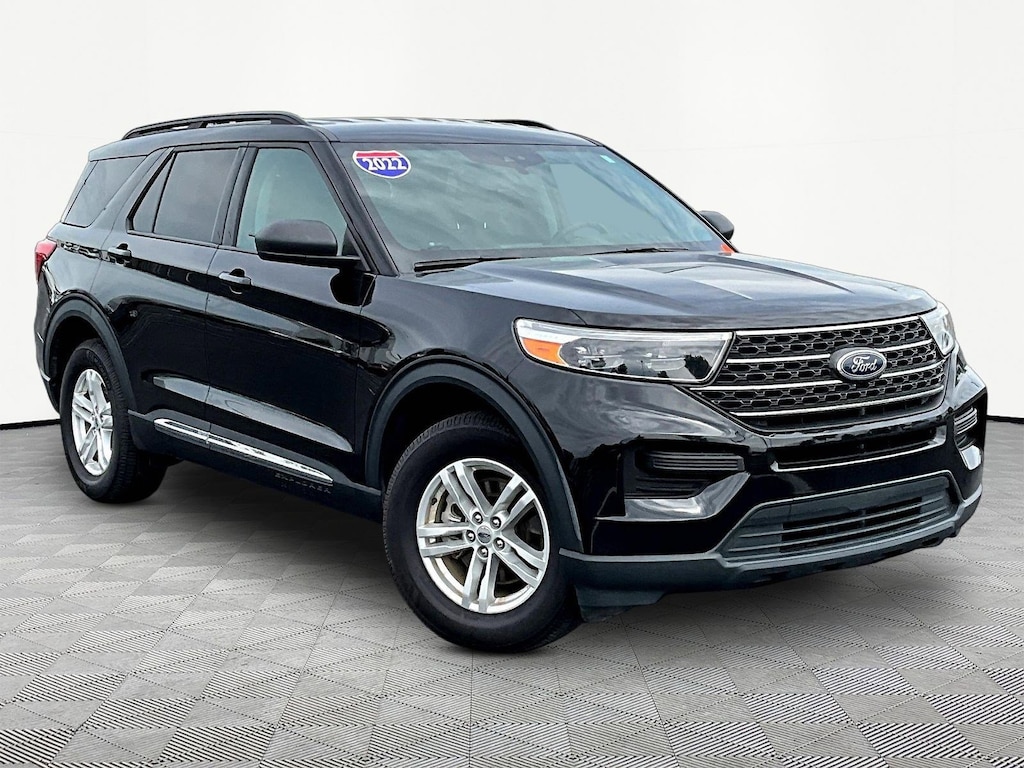 Used 2022 Ford Explorer XLT 4WD SUV