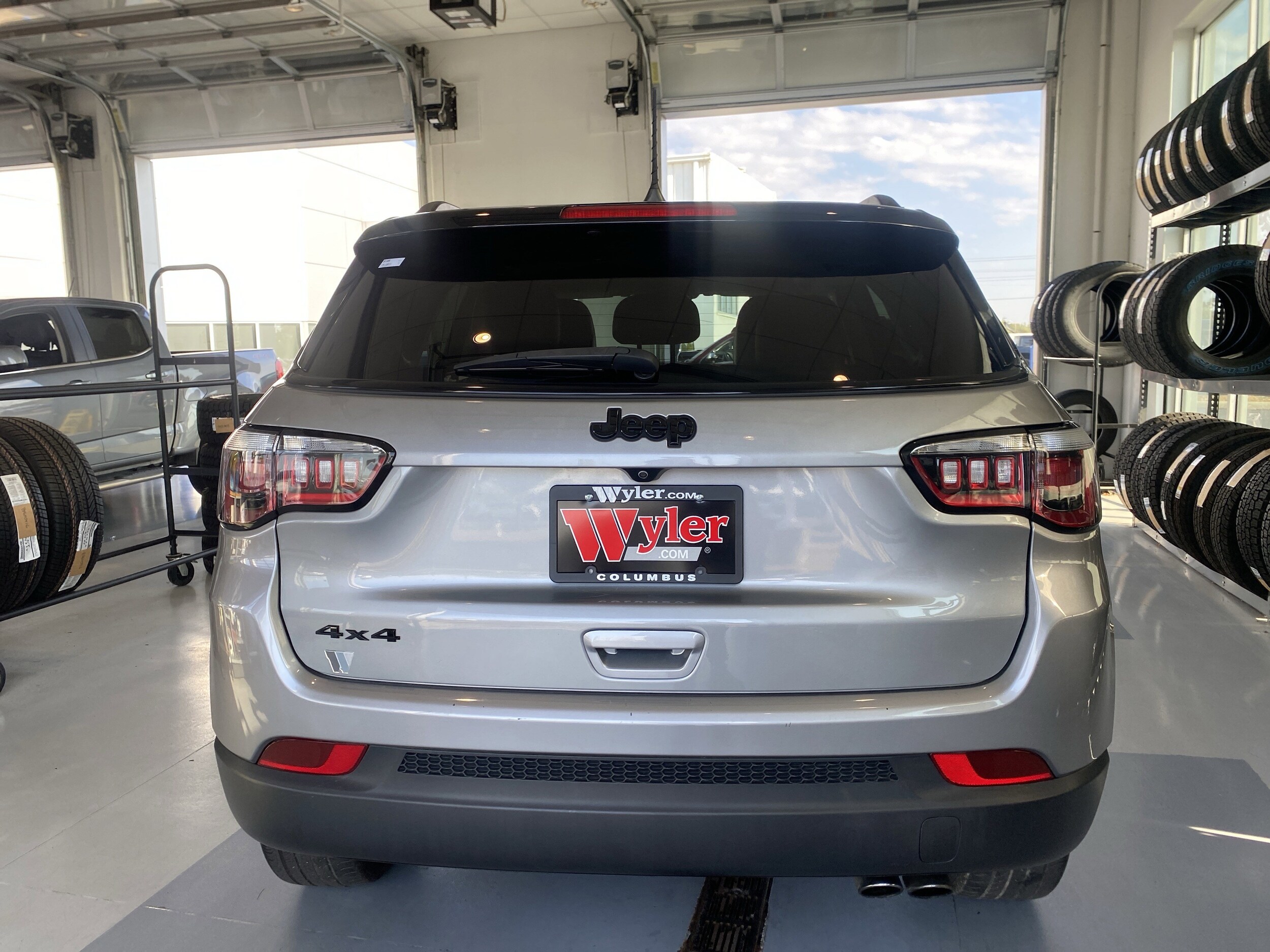 2020 Jeep Compass Altitude photo 4