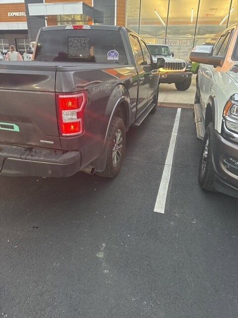 2019 Ford F-150 XLT photo 4