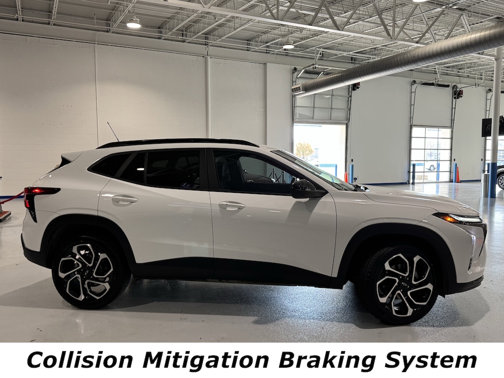 Used 2024 Chevrolet Trax FWD 4dr 2RS SUV