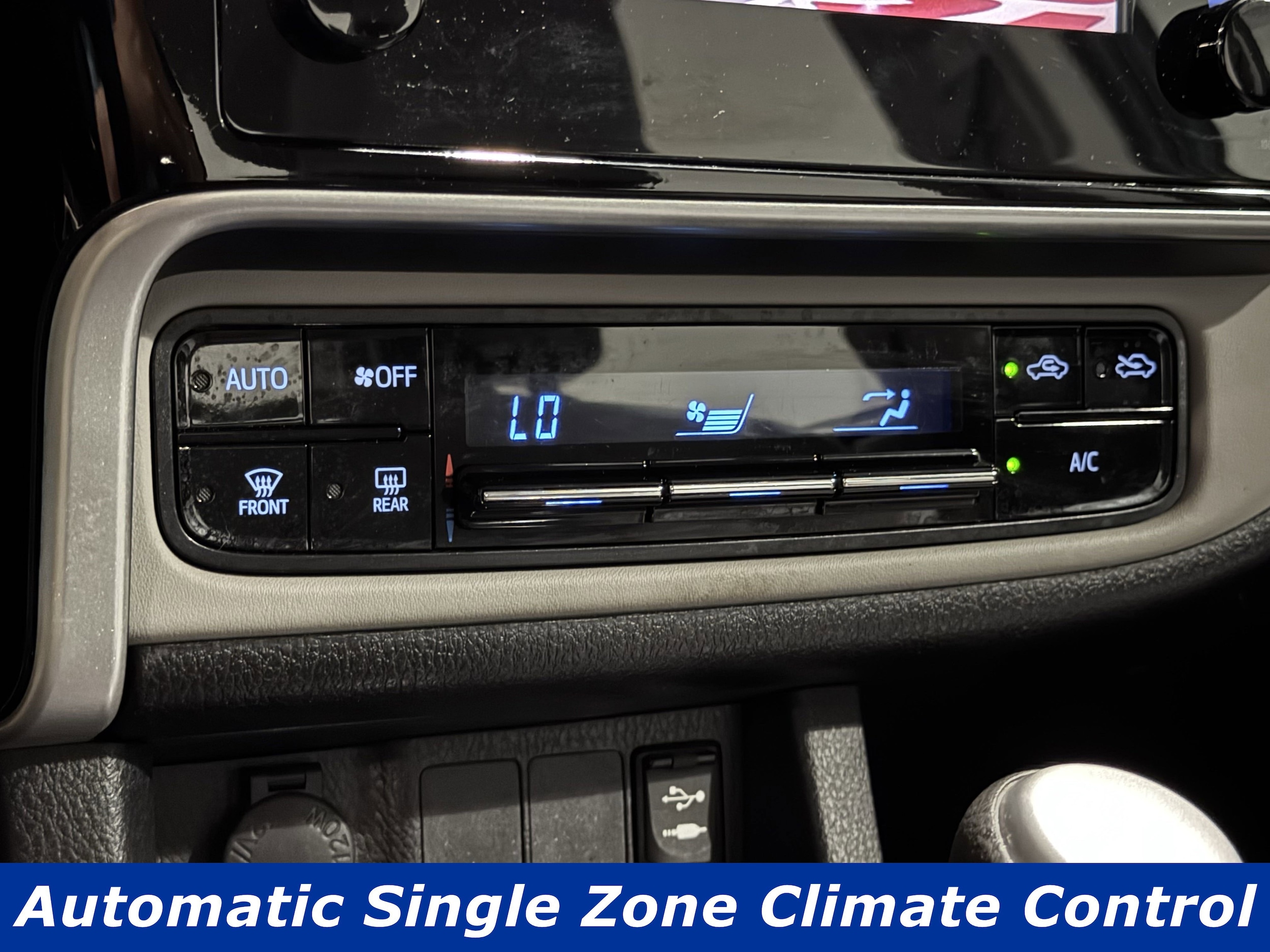Image 10 of 2017 Toyota Corolla L CVT Sedan
