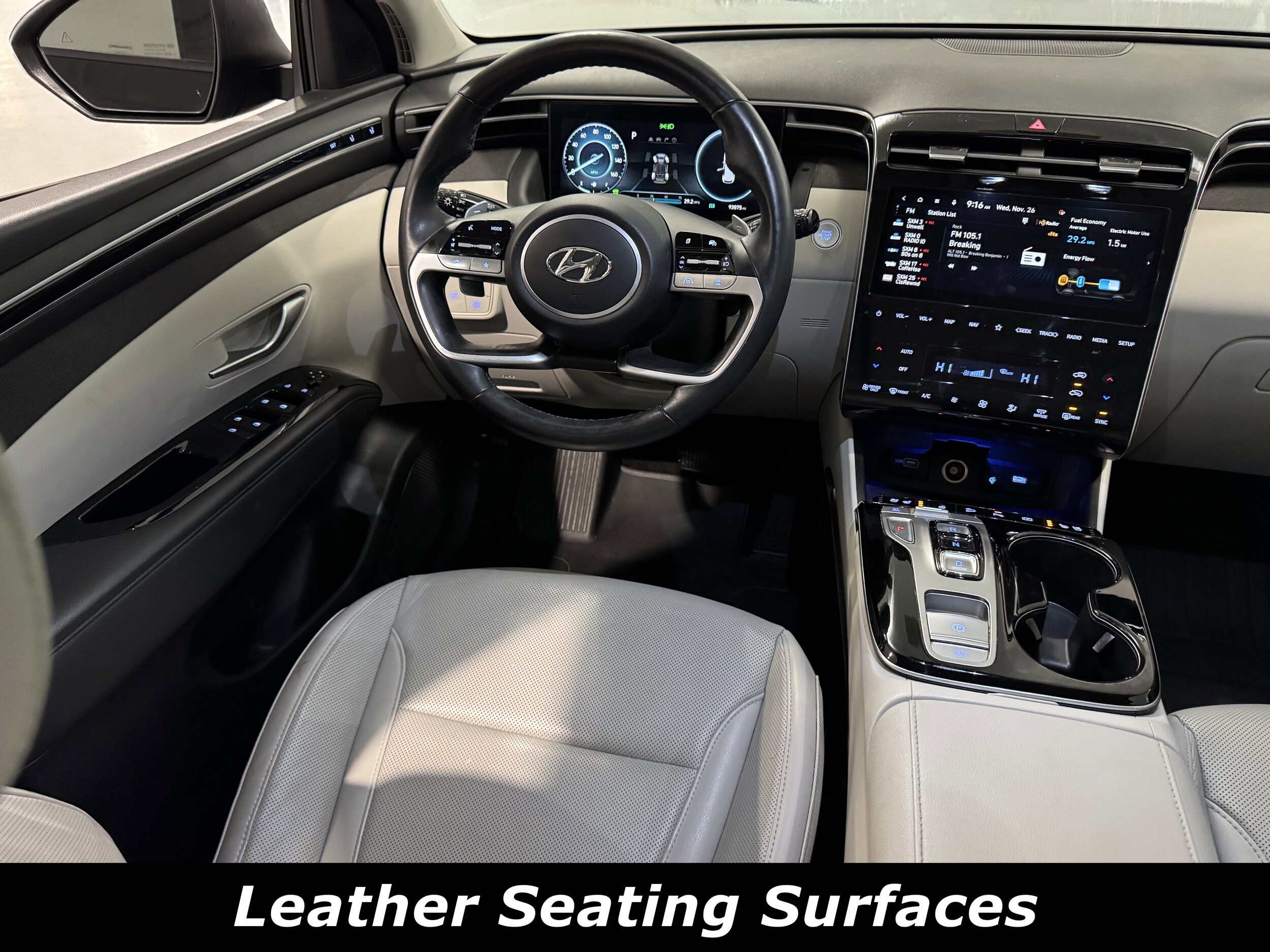 2024 Hyundai Tucson Hybrid Limited photo 2