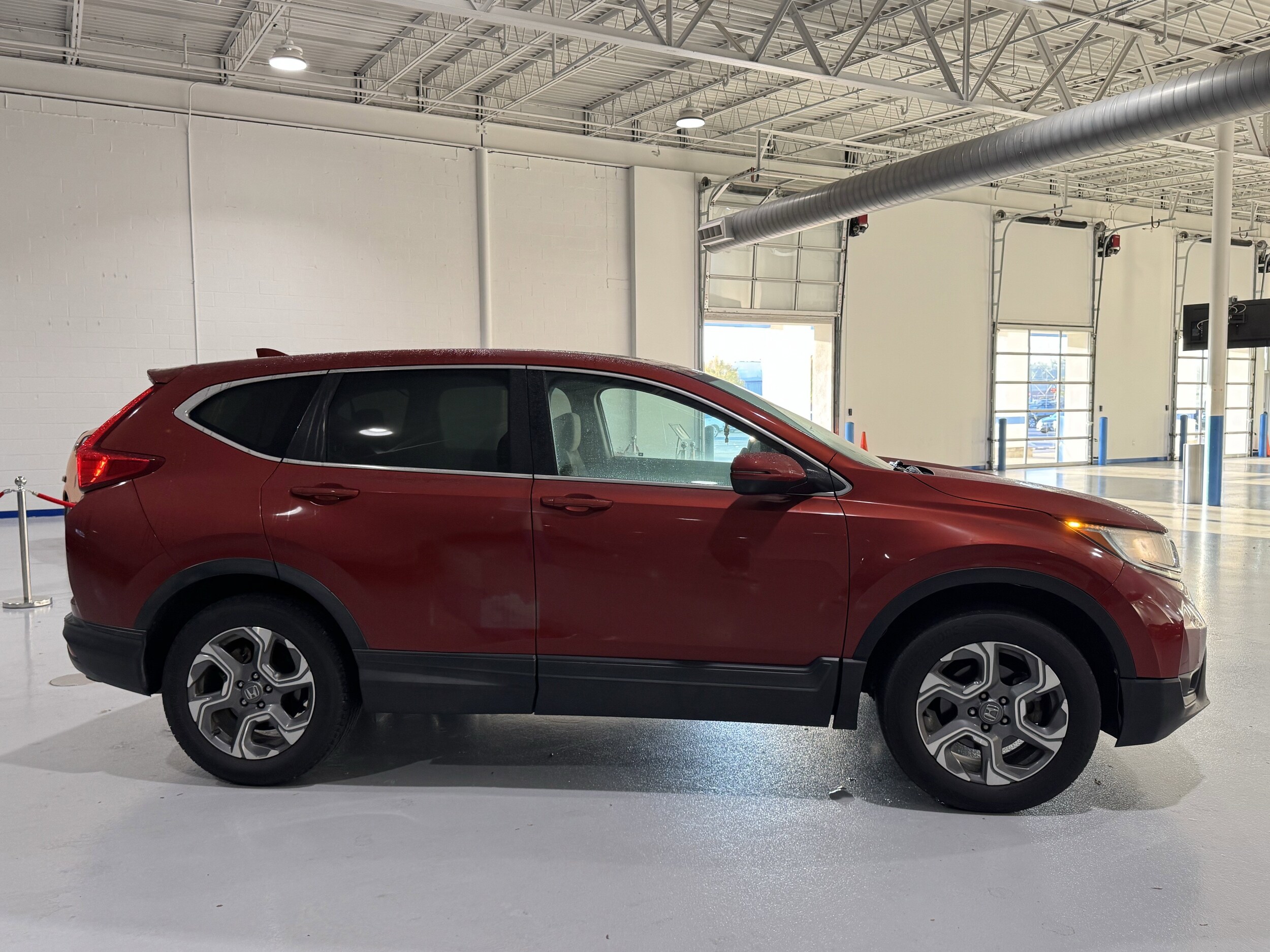 2017 Honda CR-V EX photo 2