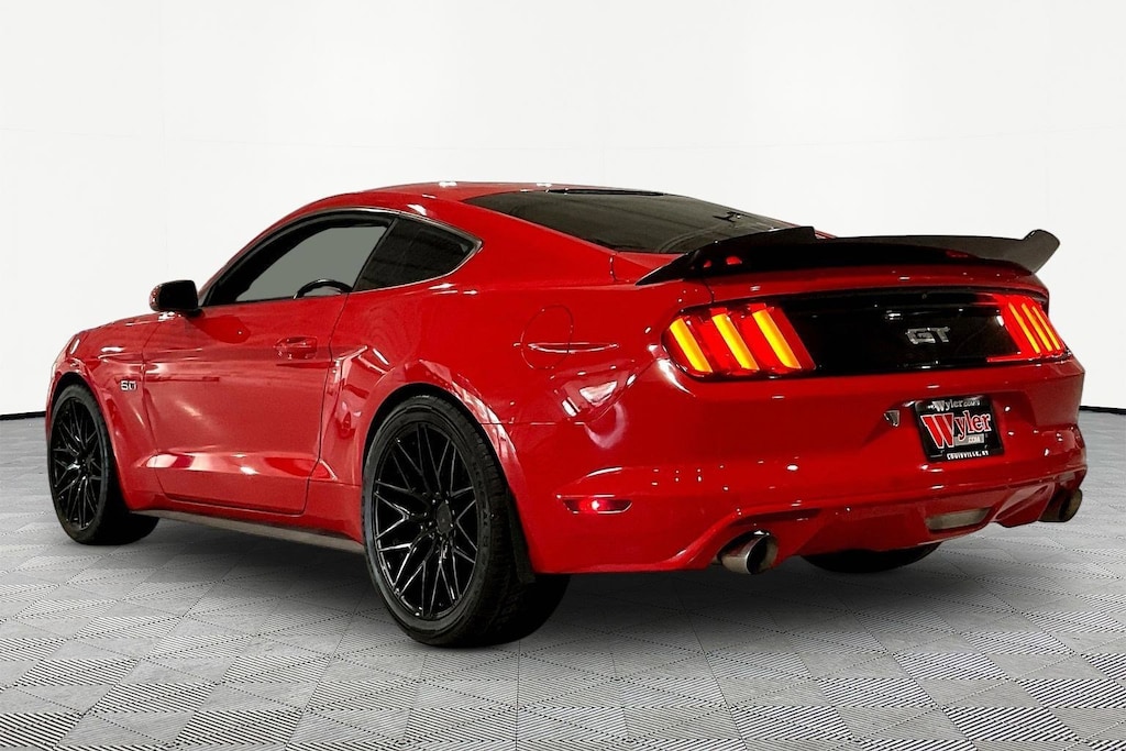 Used 2017 Ford Mustang GT Fastback Coupe