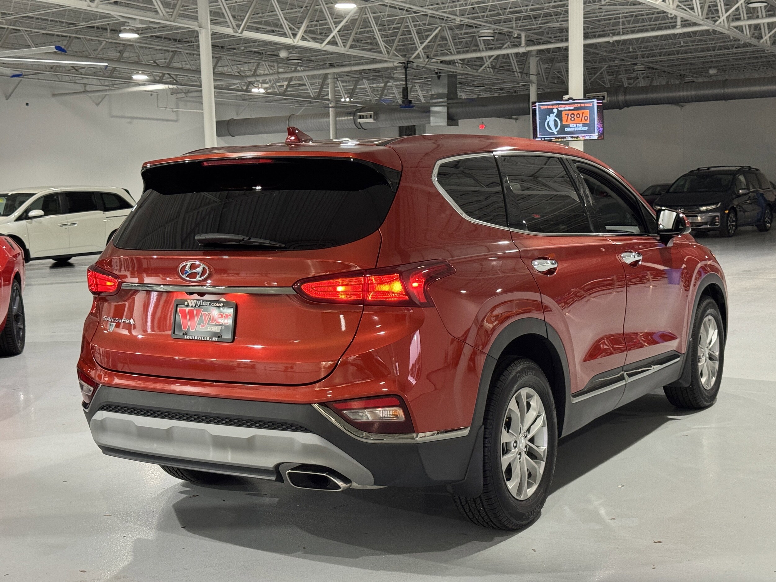 2019 Hyundai Santa Fe SEL photo 4