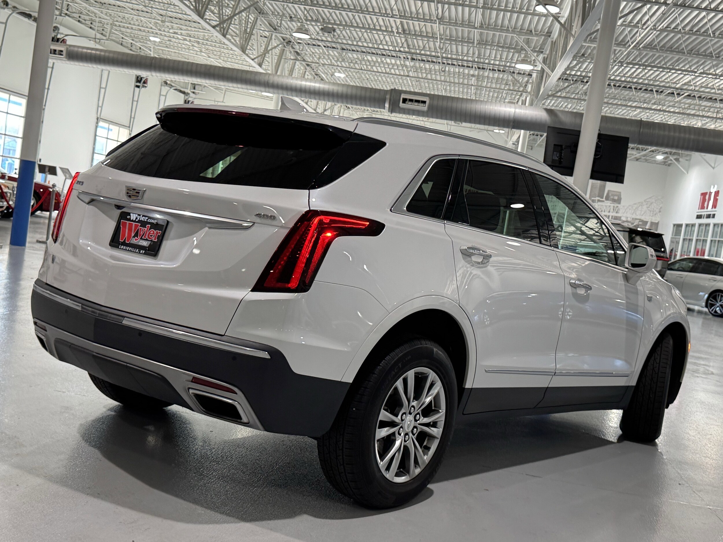 2020 Cadillac XT5 Premium Luxury photo 3