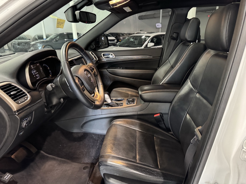 Used 2017 Jeep Grand Cherokee Limited 4x4 SUV