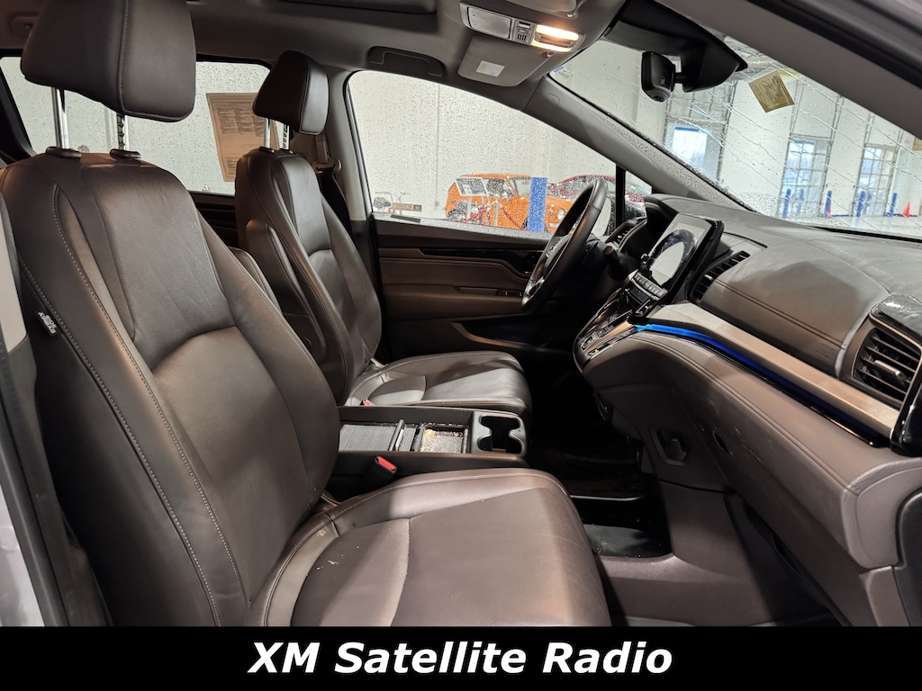 Used 2023 Honda Odyssey Touring Auto Van