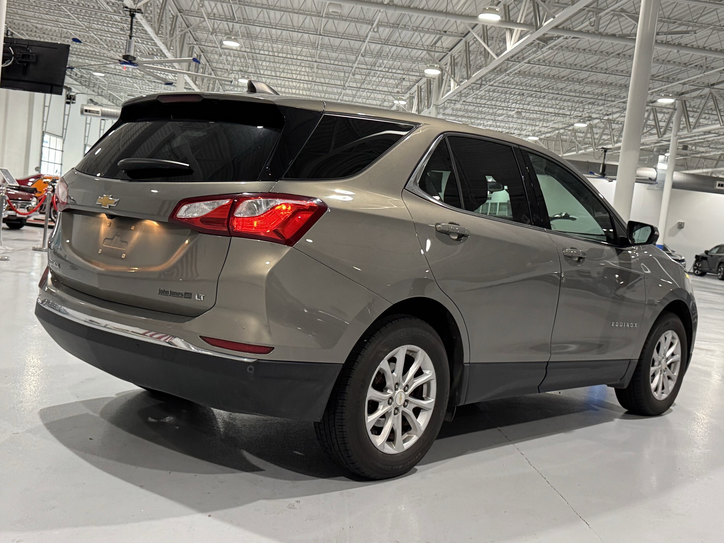 2018 Chevrolet Equinox photo 3