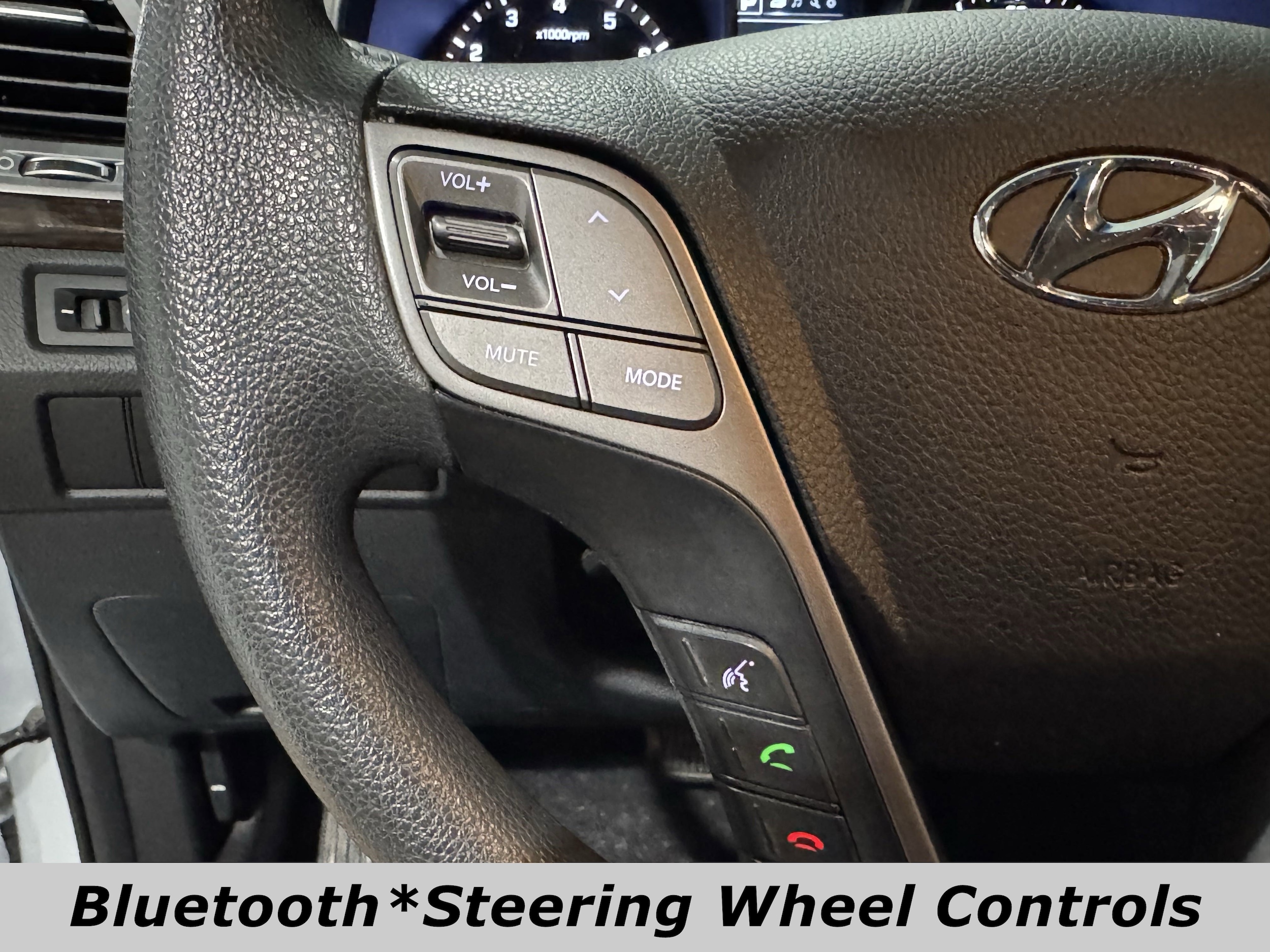 Image 7 of 2018 Hyundai Santa Fe SE 3.3L Auto AWD SUV