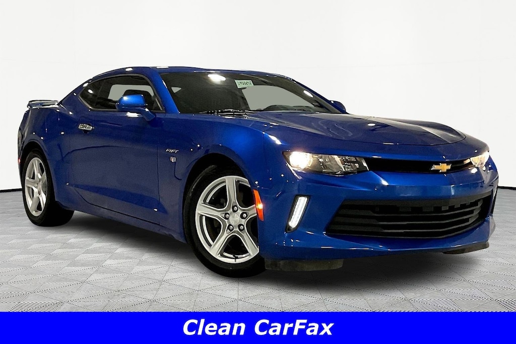 Used 2017 Chevrolet Camaro 2dr Cpe 1LT Coupe