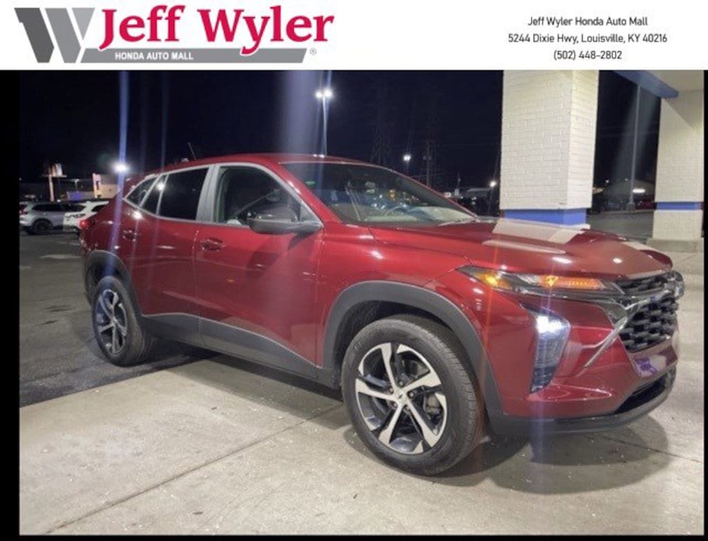 Used 2024 Chevrolet Trax FWD 4dr 1RS SUV