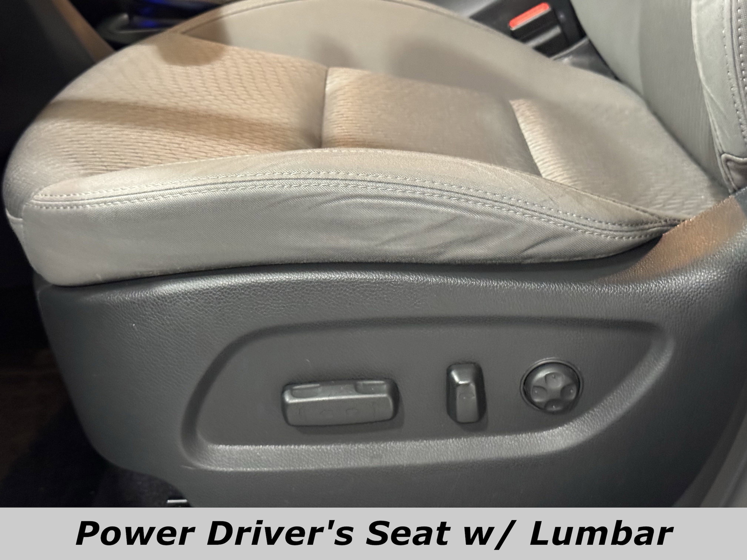 Image 5 of 2018 Hyundai Santa Fe SE 3.3L Auto AWD SUV