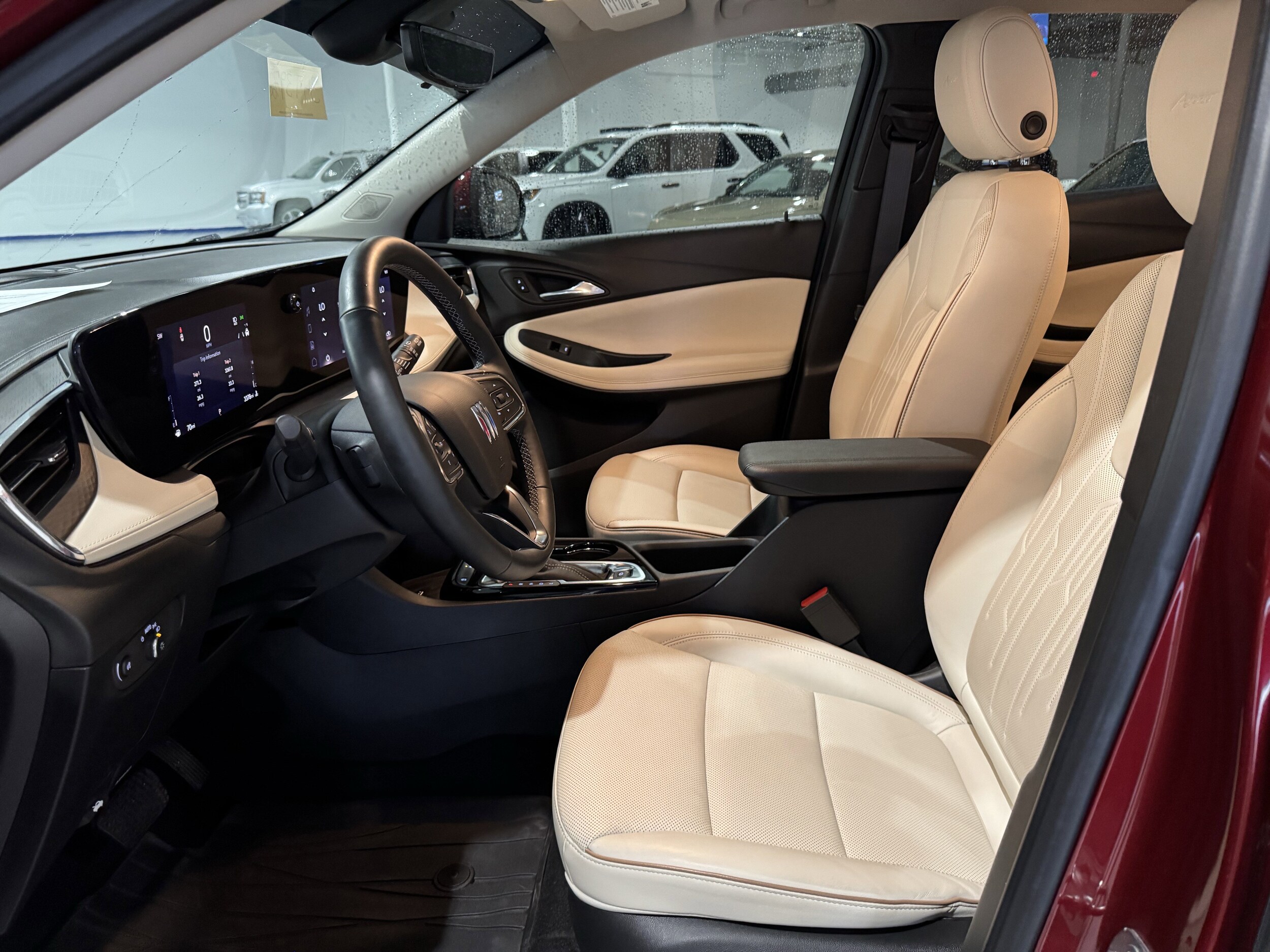2025 Buick Encore GX Avenir photo 4