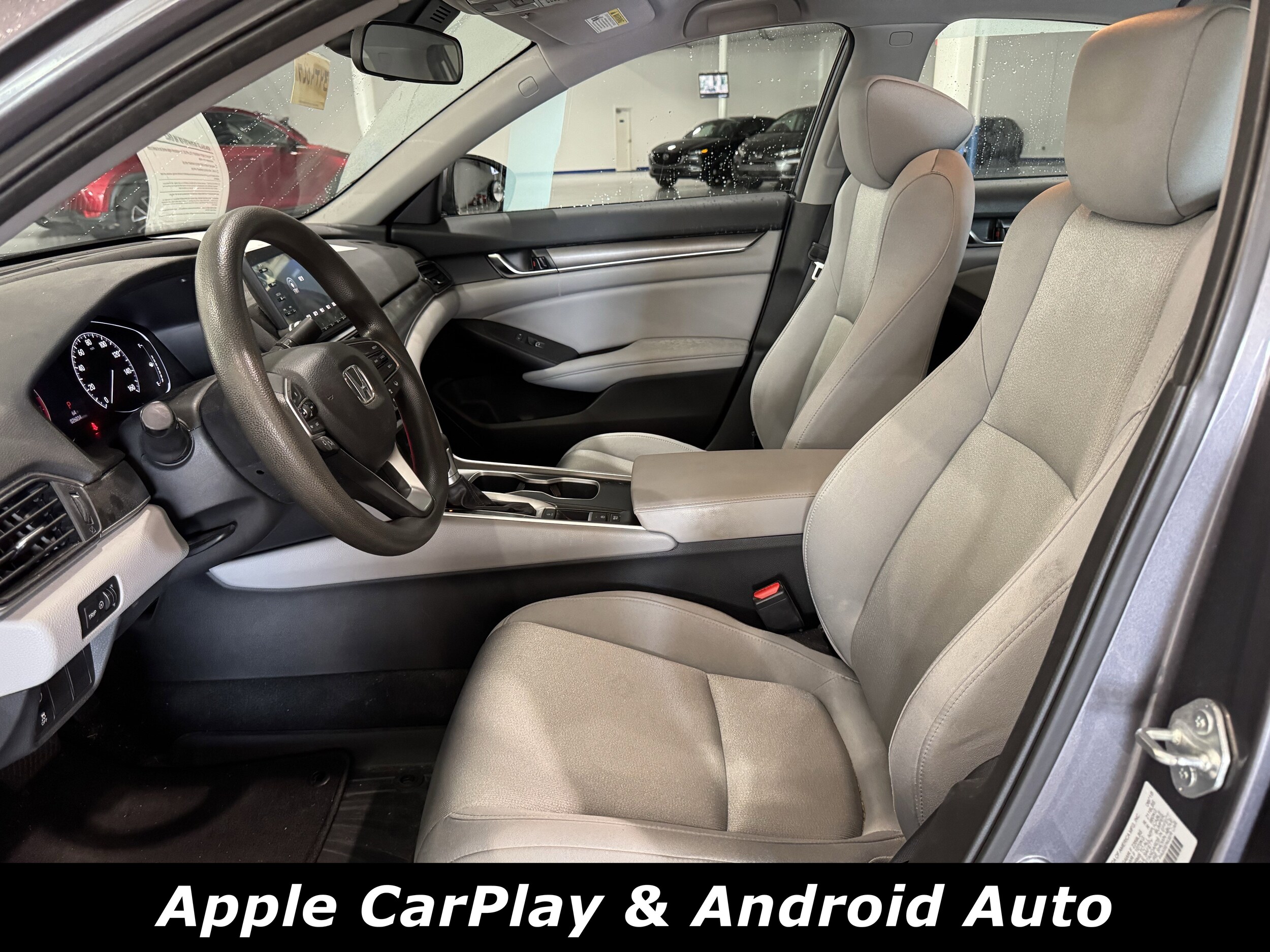 2018 Honda Accord LX 1.5T photo 3