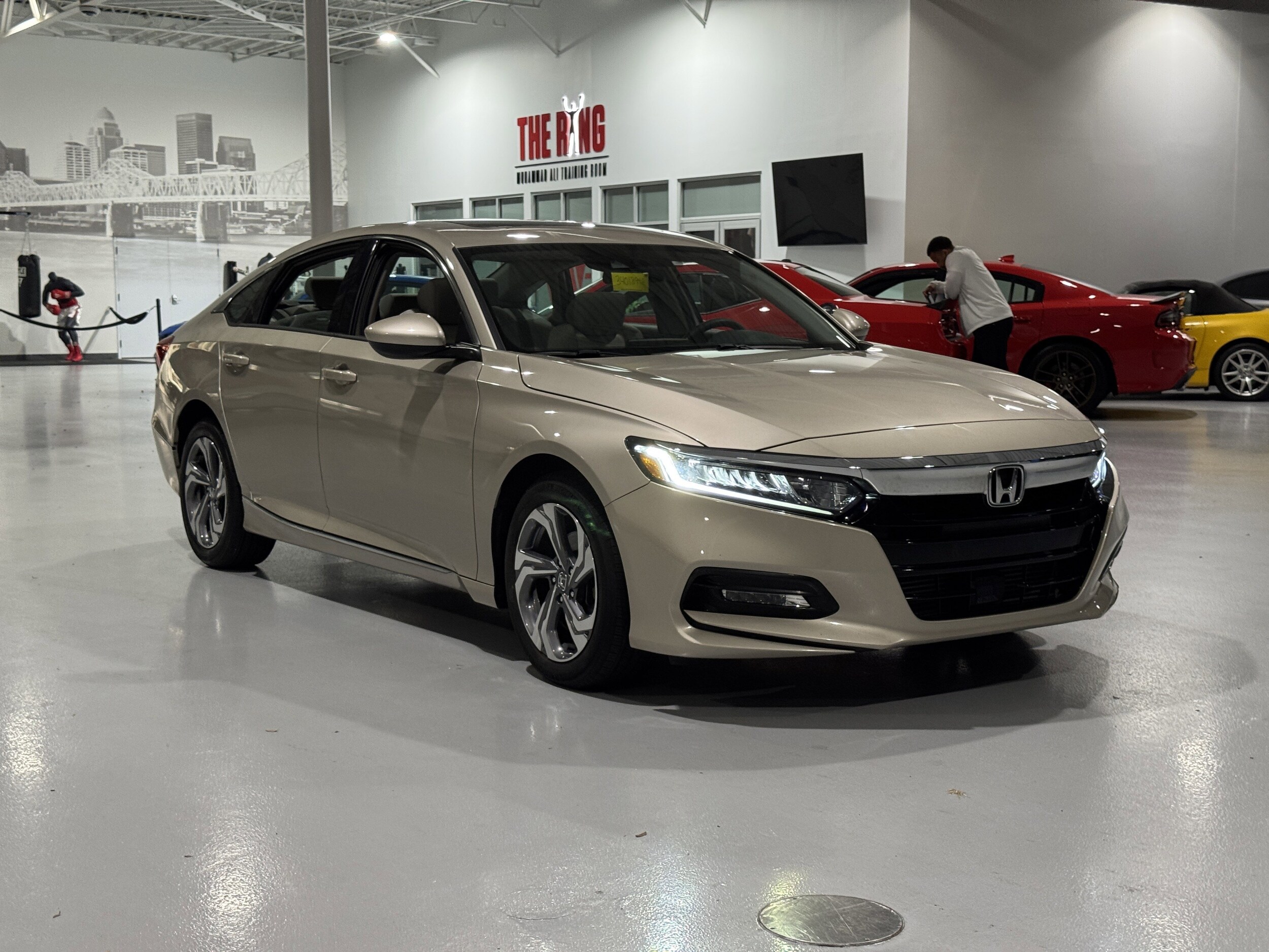 2020 Honda Accord EX 1.5T photo 2