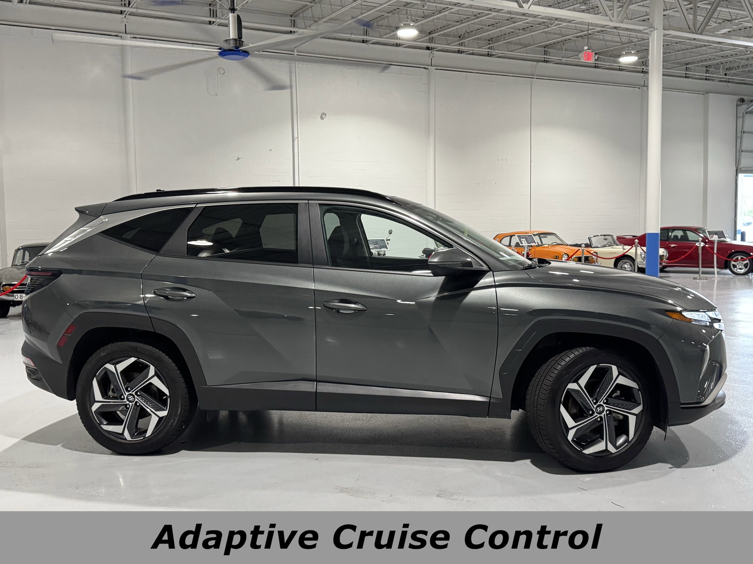 Used 2022 Hyundai Tucson SEL Convenience with VIN KM8JFCA11NU070453 for sale in Louisville, KY
