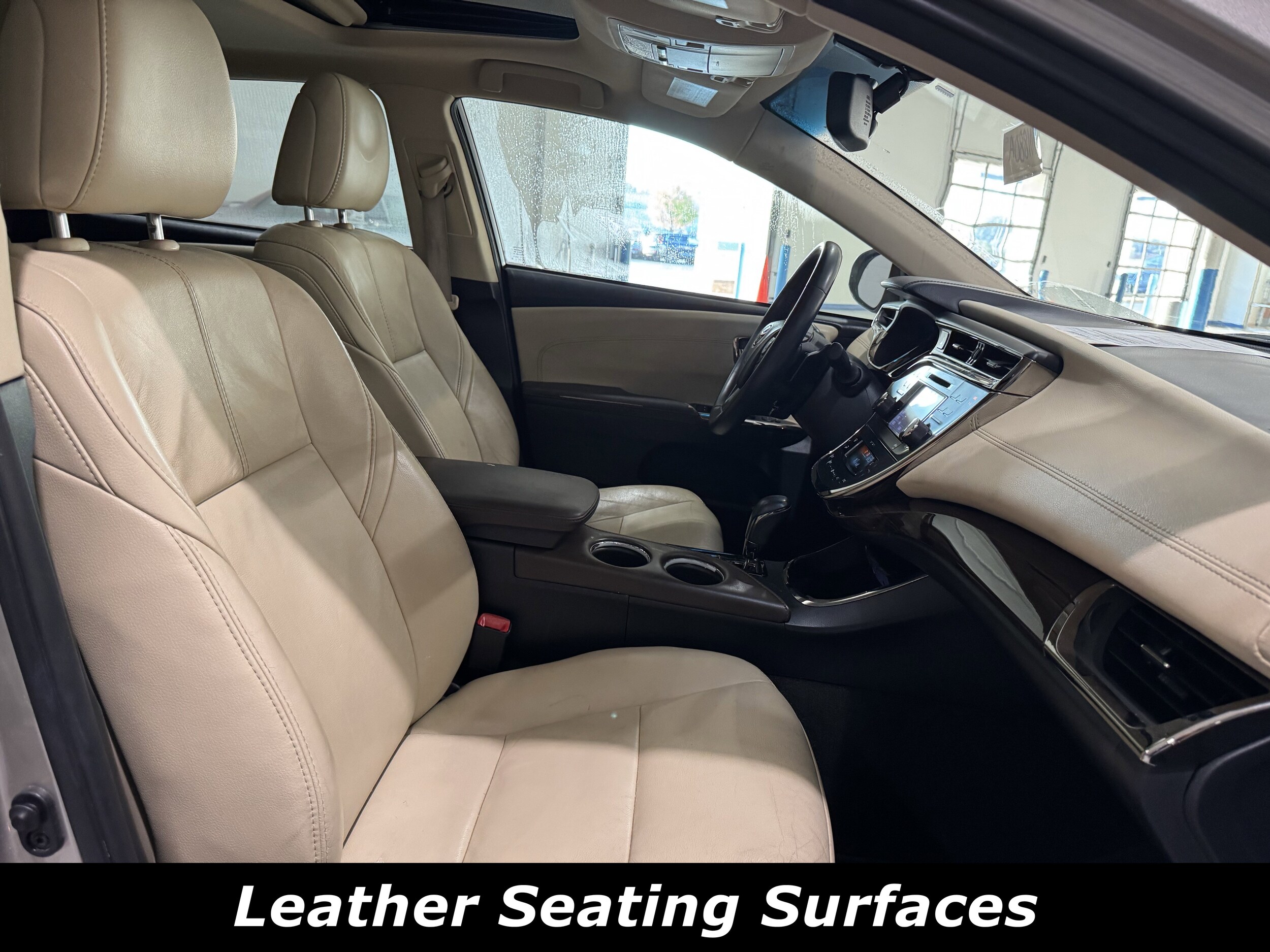 2013 Toyota Avalon XLE Touring photo 4