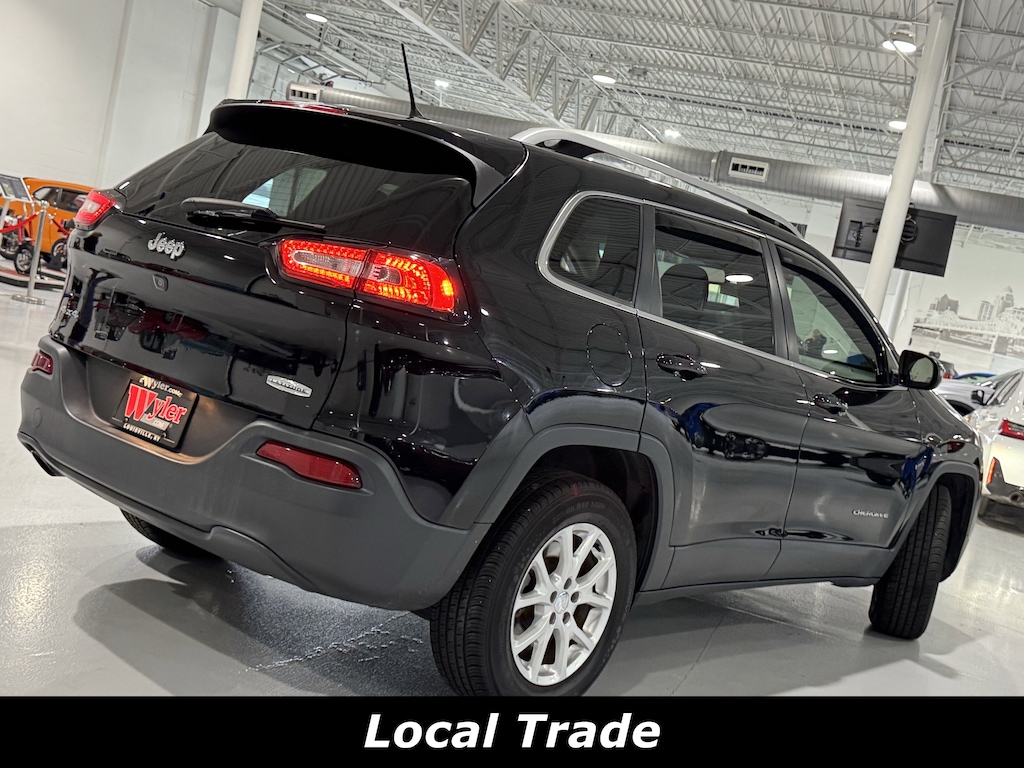 Used 2018 Jeep Cherokee Latitude 4x4 SUV