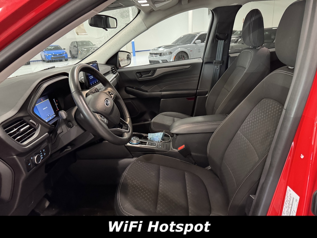 Used 2024 Ford Escape Active FWD SUV