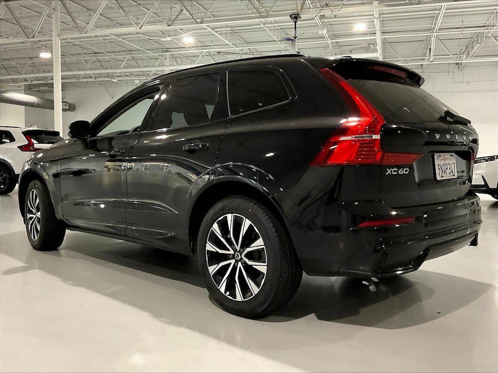 Used 2025 Volvo XC60 B5 AWD Plus SUV